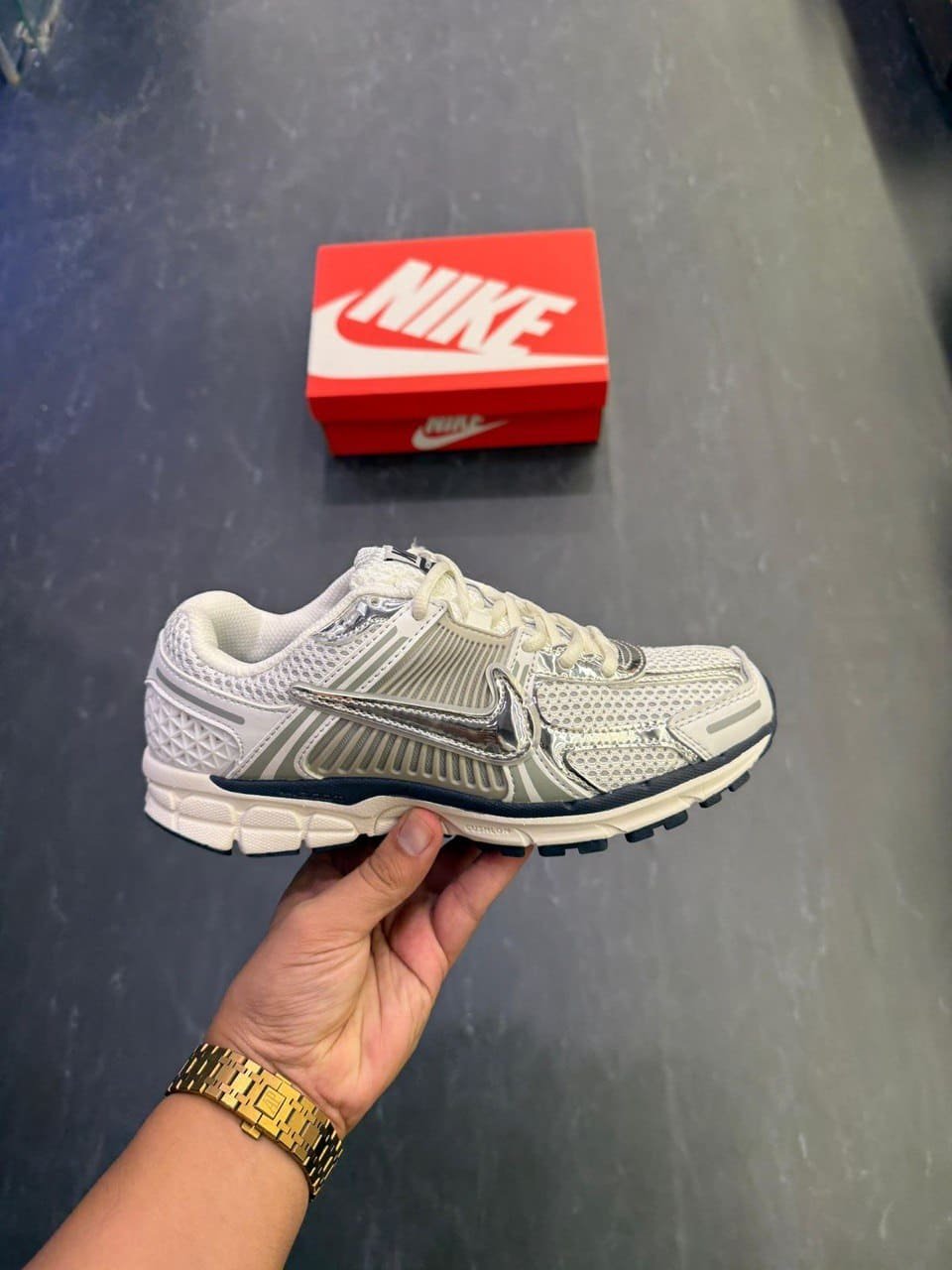 first-copy-nike-zoom-vomero-photon-dust-4
