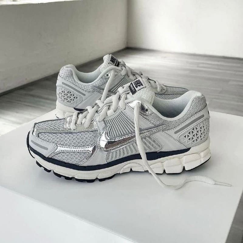first-copy-nike-zoom-vomero-photon-dust