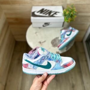 first-copy-nike-sb-dunk-futura-laboratories-4