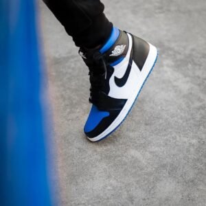 first-copy-nike-air-jordan-retro-1-high-royal-toe-3