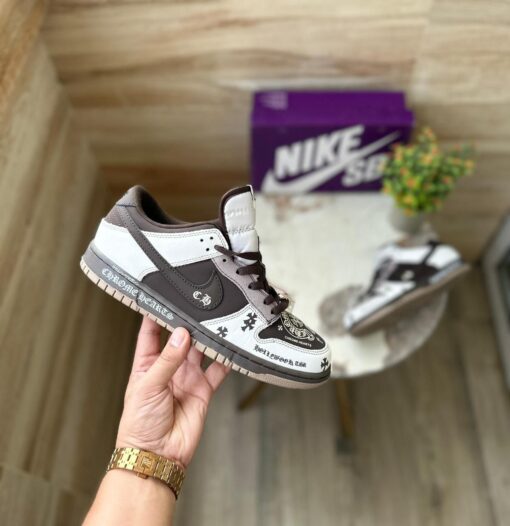 First Copy Nike SB Dunk Chrome Hearts