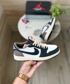 First Copy Nike Air Jordan 1 Mocha Low - side view