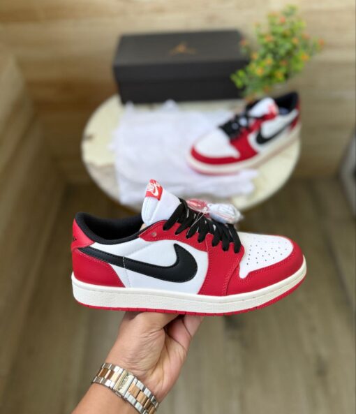 First Copy Nike Air Jordan’s Retro 1 low Chicago - Red - 4