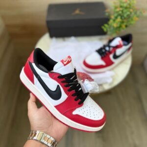 first-copy-nike-air-jordans-retro-1-low-chicago-red-2