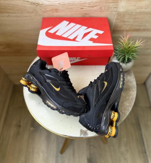 First Copy NIKE SHOX 2025 TRIPPLE BLACK GOLD SUPREME