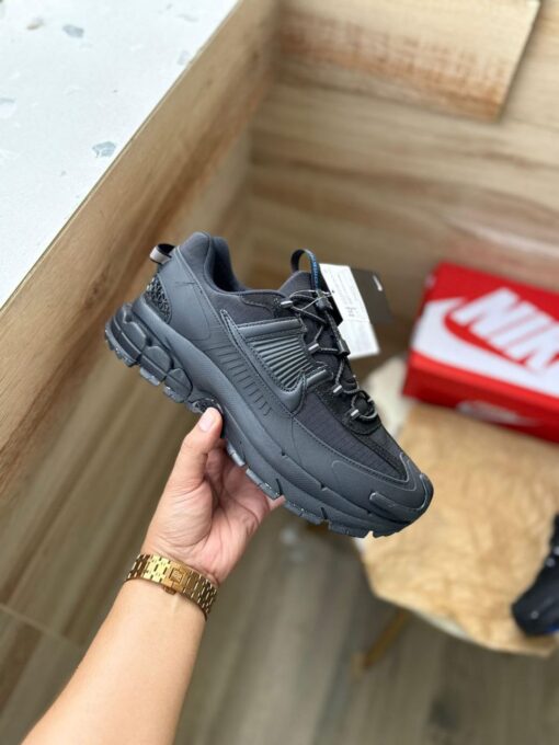 First Copy Nike Zoom Vomero Roam Triple Black