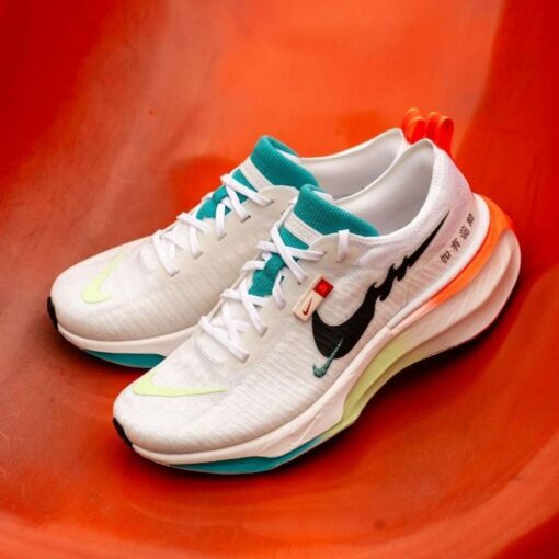First Copy NIKE ZOOM X INVINCIBLE 3 YEAR OF DRAGON