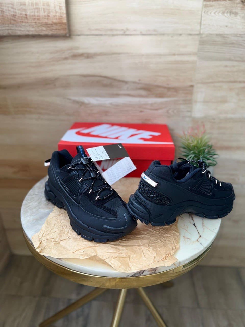 first-copy-nike-zoom-vomero-roam-triple-black-4