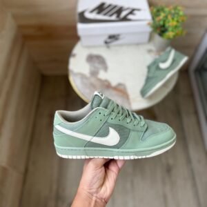 first-copy-nike-sb-dunk-oil-aura-green-2