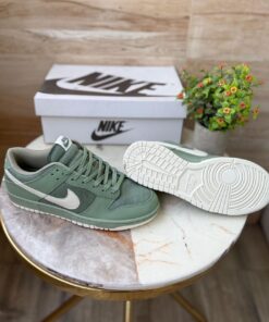 First Copy Nike SB Dunk Oil Aura Green