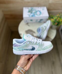 First Copy Nike SB Dunk Year of Dragon - 4
