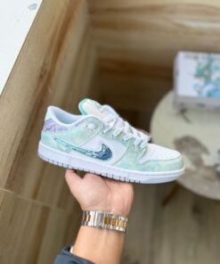 First Copy Nike SB Dunk Year of Dragon - 2