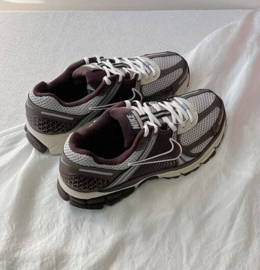 First Copy Nike Zoom Vomero Earth Fossil