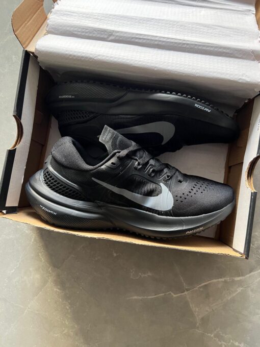 First Copy Nike Zoom Vomero 15 (Black)