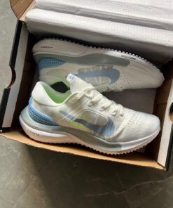 First Copy Nike Zoom Vomero 15 (White)