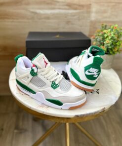 Nike Air Jordan Retro 4 First Copy (Pine Green)