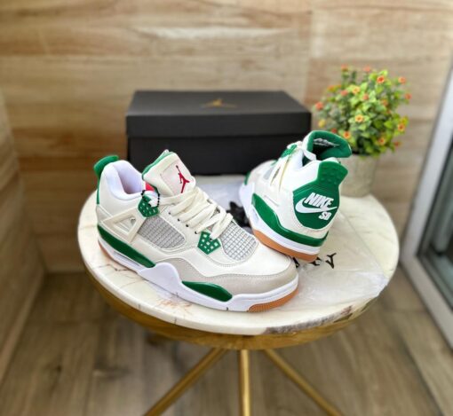 Nike Air Jordan Retro 4 First Copy (Pine Green)