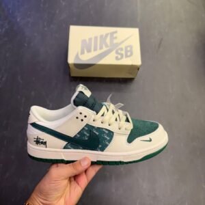 nike-sb-dunk-stussy-first-copy