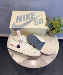 nike-sb-dunk-x-supreme-first-copy-4