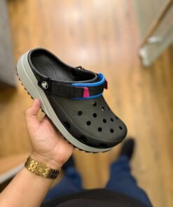 hiker-classic-first-copy-black-2