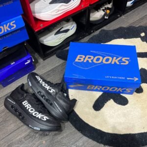 brooks-hyperion-elite-black-first-copy-2