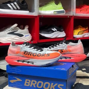 brooks-hyperion-elite-first-copy-white-3