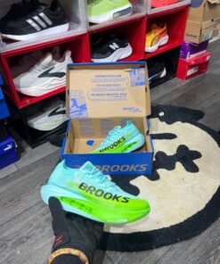 first-copy-brooks-hyperion-elite-green-3